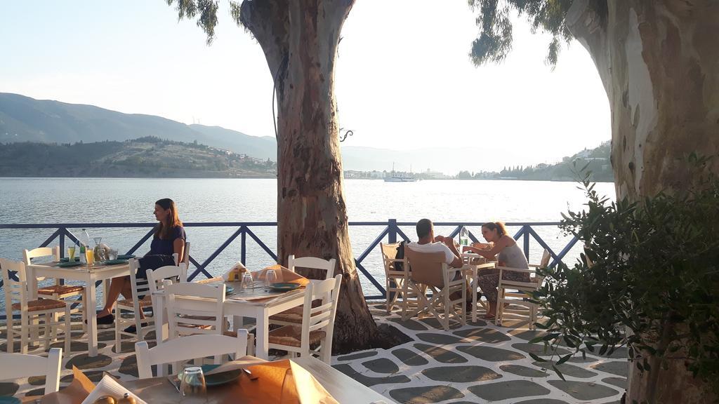 Helen Hotel Poros Town Exterior foto